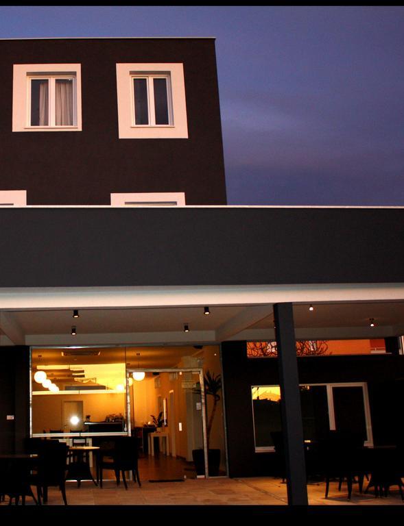 Vila White Trogir Exterior photo